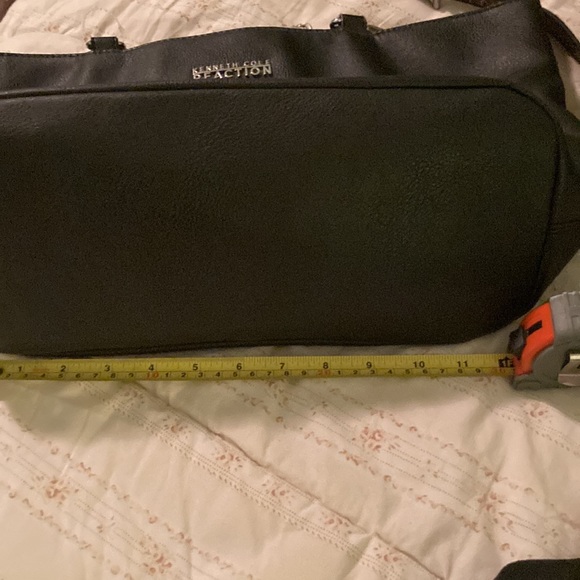 Large Kennith Cole tote - Picture 8 of 9